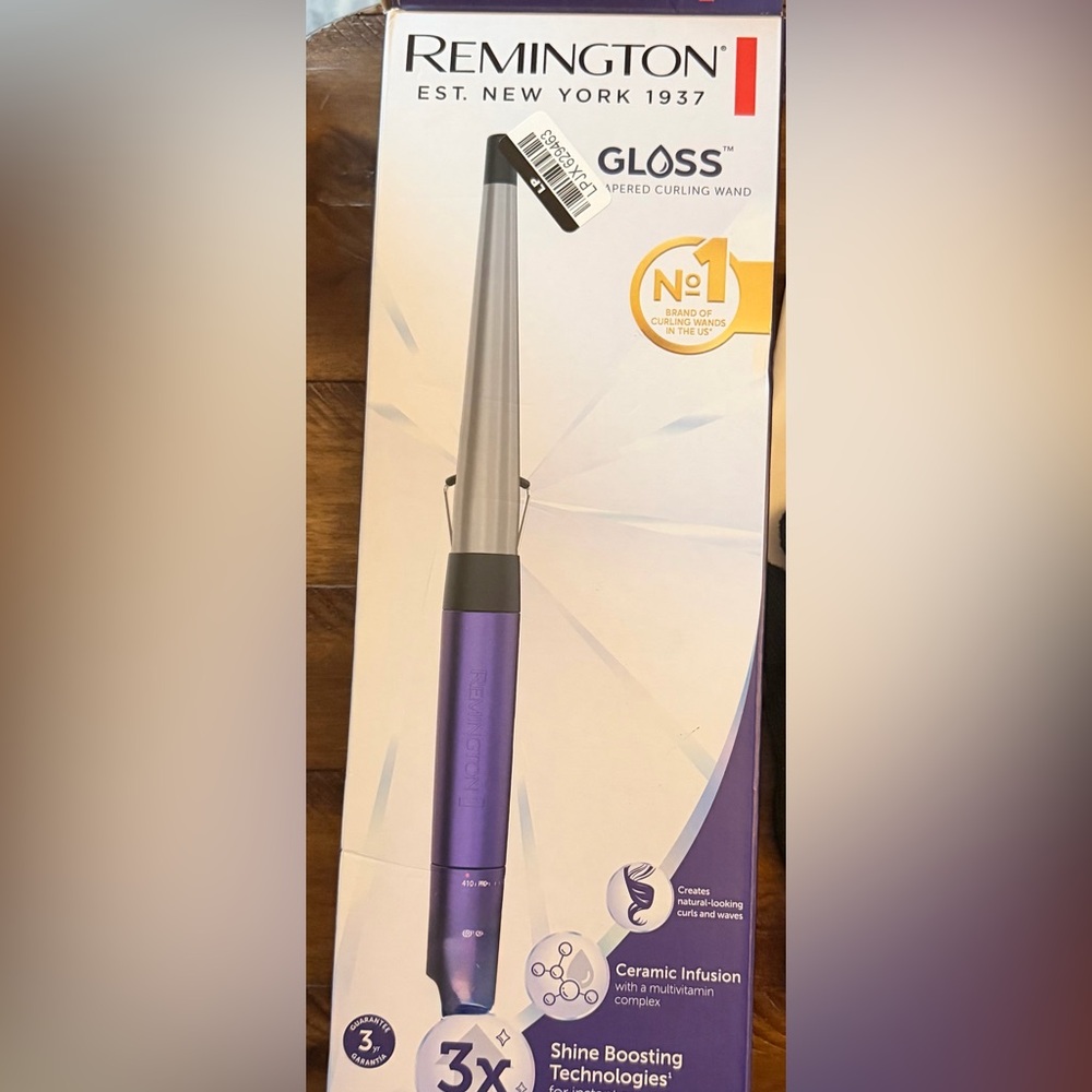 Remington Gloss 1/2-1” Ceramic Tapered Curling Wand with Glove.